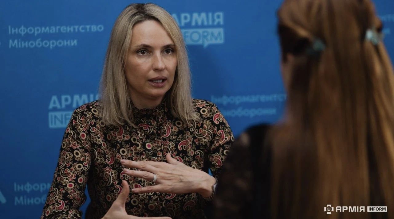 Iryna Vashchuk-Disipio durante l’intervista con ArmyInform