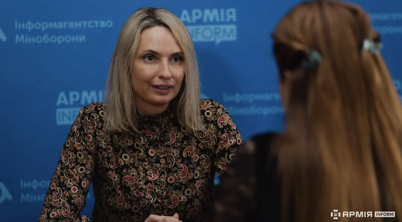 Iryna Vashchuk-Disipio durante l’intervista con ArmyInform