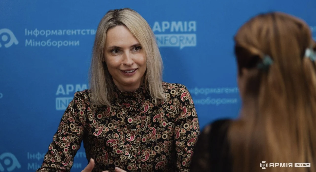 Iryna Vashchuk-Disipio durante l’intervista con ArmyInform