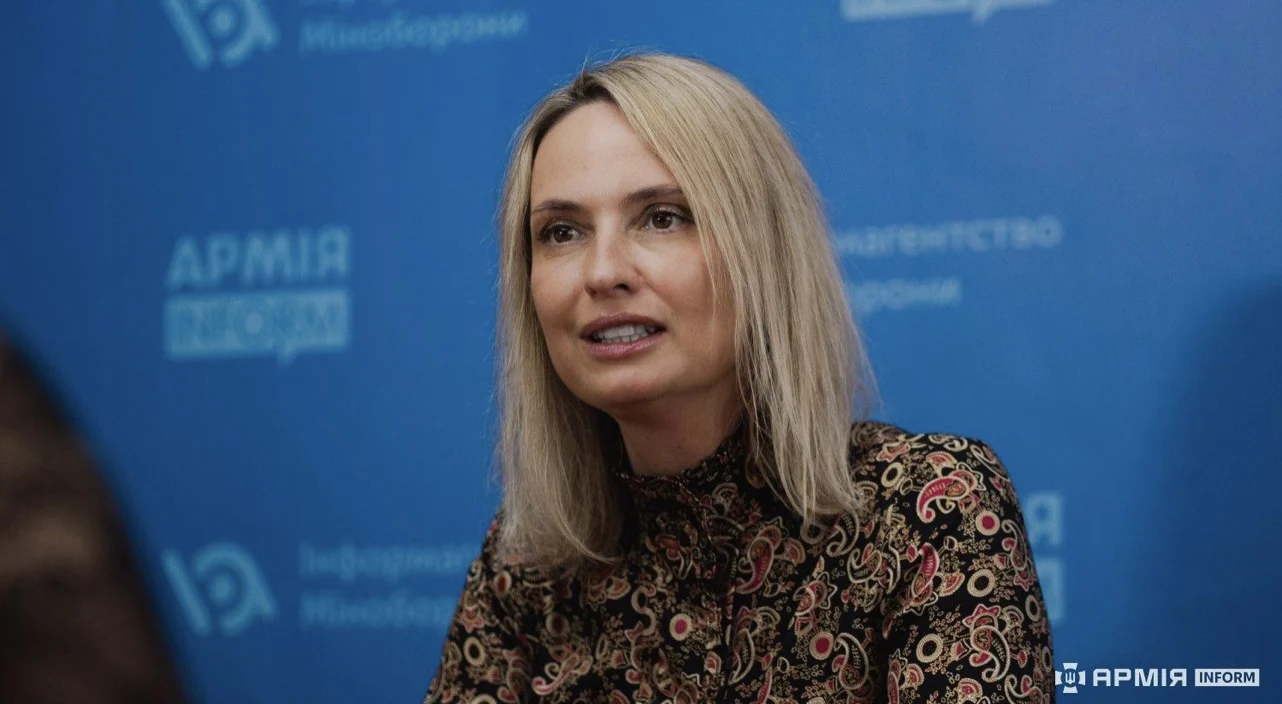 Iryna Vashchuk-Disipio durante l’intervista con ArmyInform